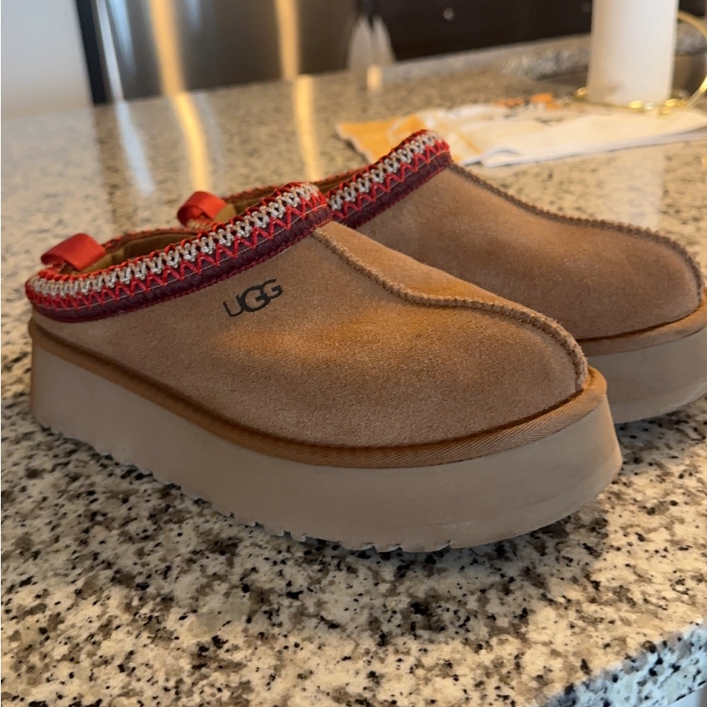 UGG Tan and Red Platform Mules